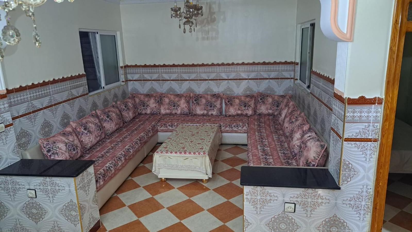 El Mirador M'Diq